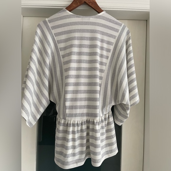 Club Monaco Wrap Top - Picture 2 of 5